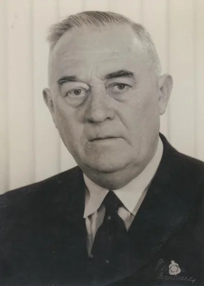 Alex Finlay